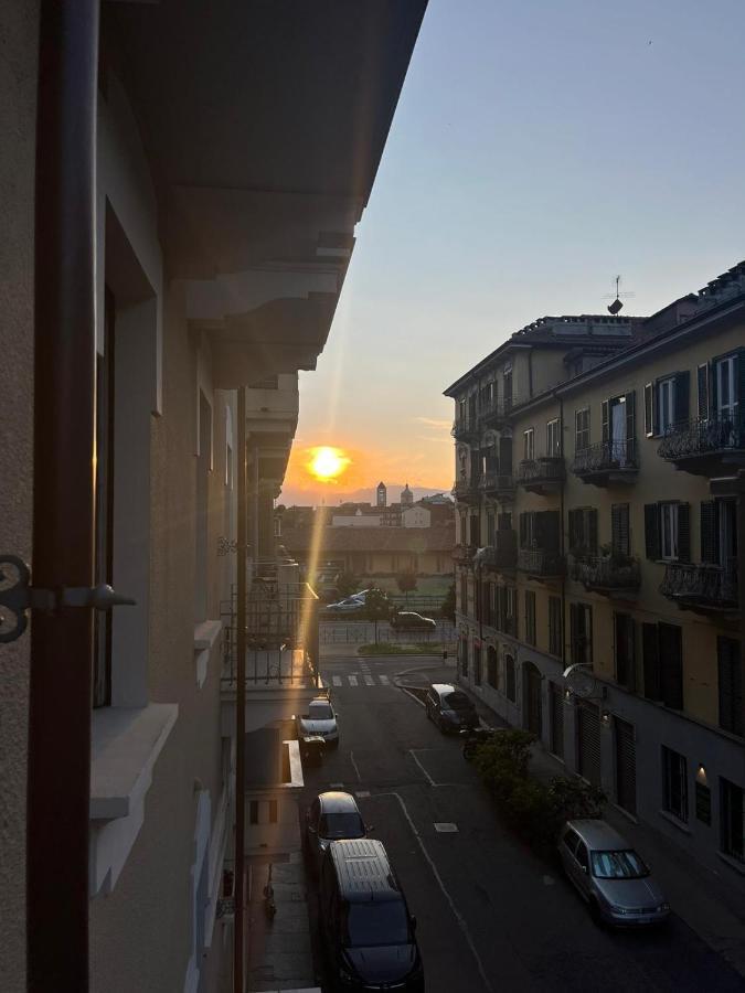 Appartamento Spazioso Vicino Al Centro Turín Exterior foto