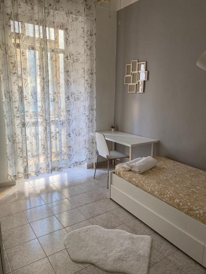 Appartamento Spazioso Vicino Al Centro Turín Exterior foto